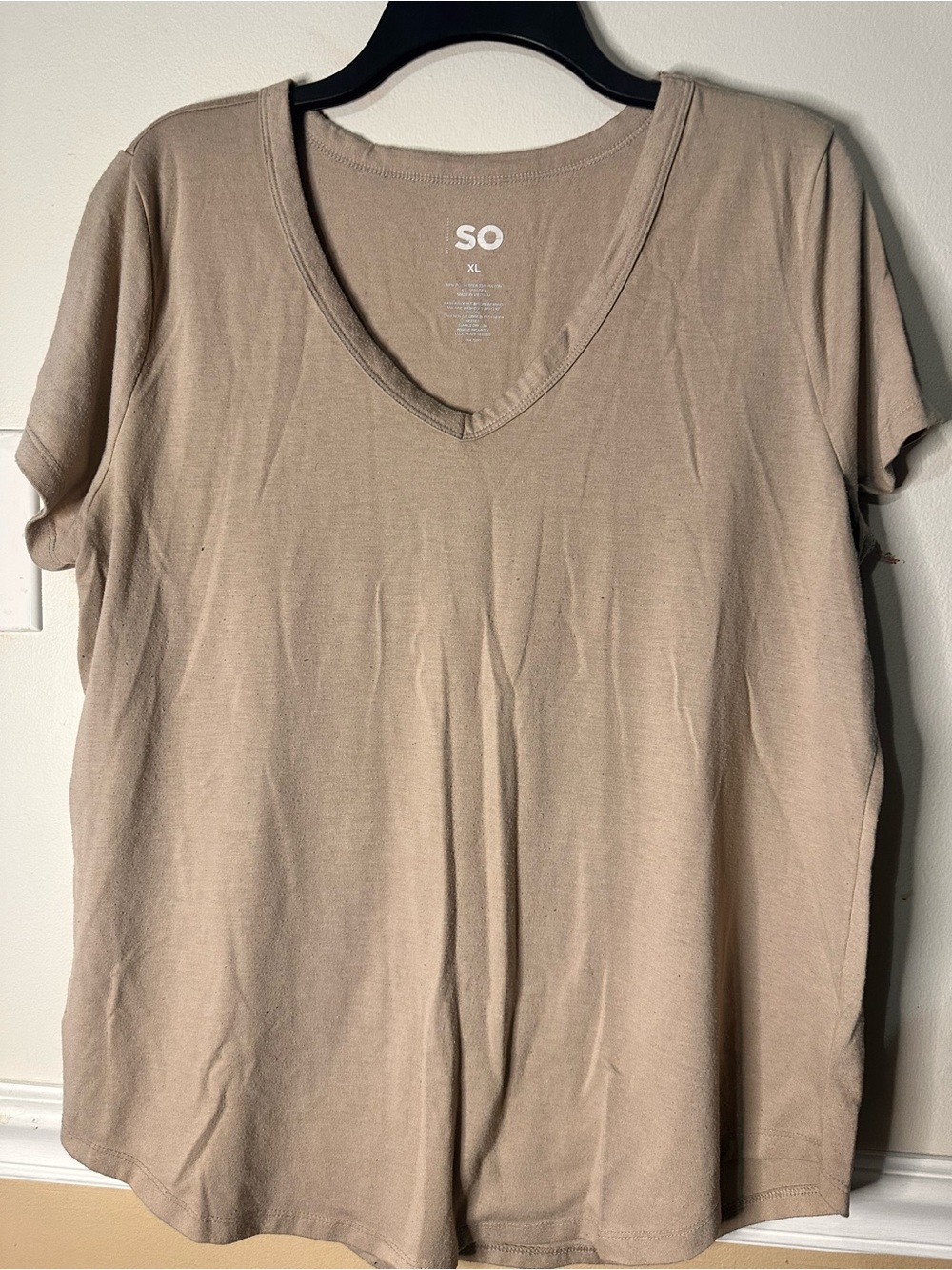 SO Taupe V-Neck Short Sleeve Tee